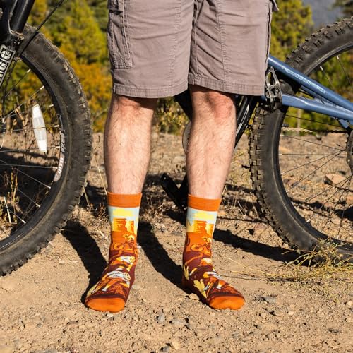 Lavley This Is How I Roll Mountain Biking Socks - Funny Cycling Socks for Men and Women Who Love Biking - Novelty Gift for Riders - One Size Fits Most