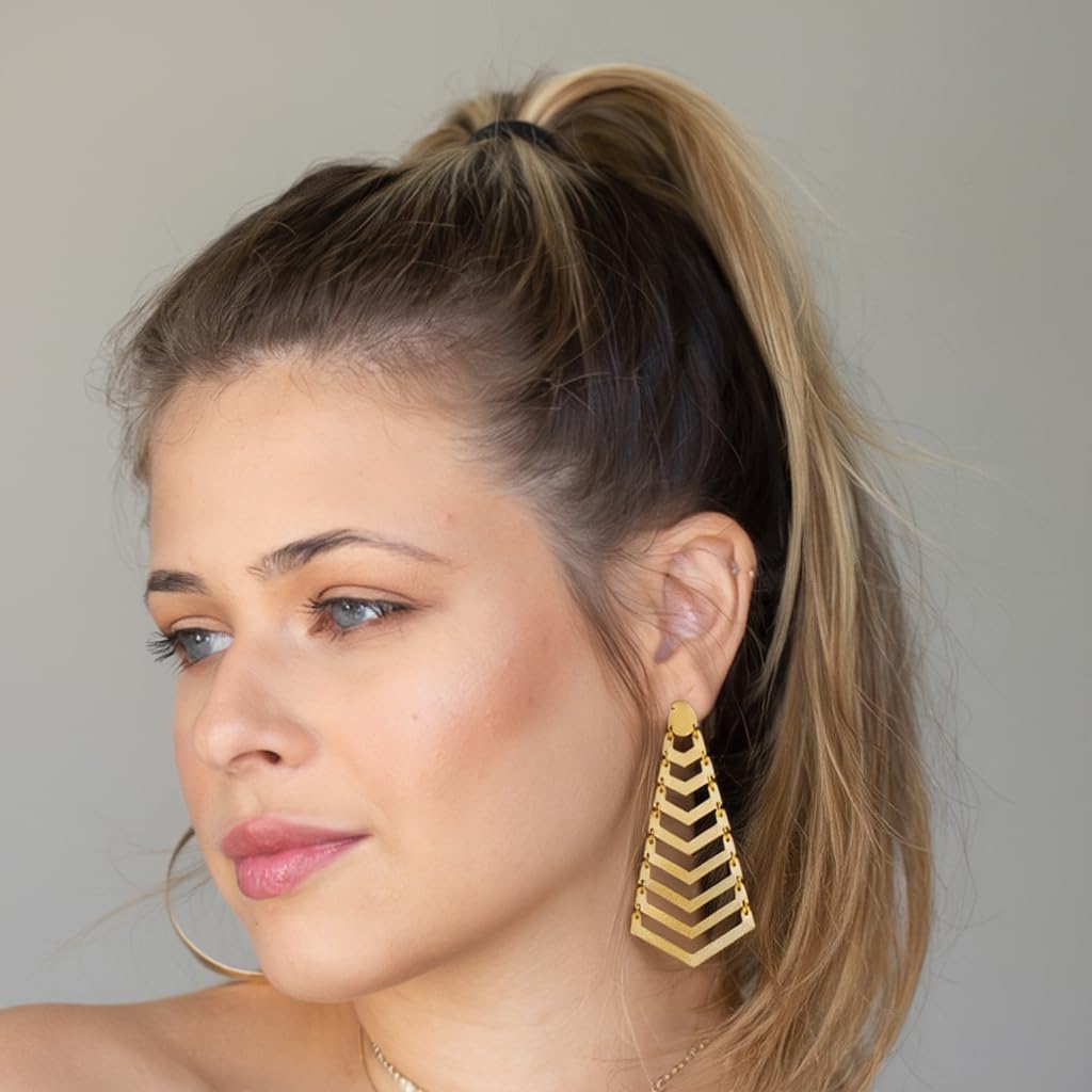 Pendientes Largos Cascade chapados en Oro 18K, Joya para fiesta, Versátiles y Atemporales, Pendientes Ligeros y Geometricos, Regalo Único para Mujer