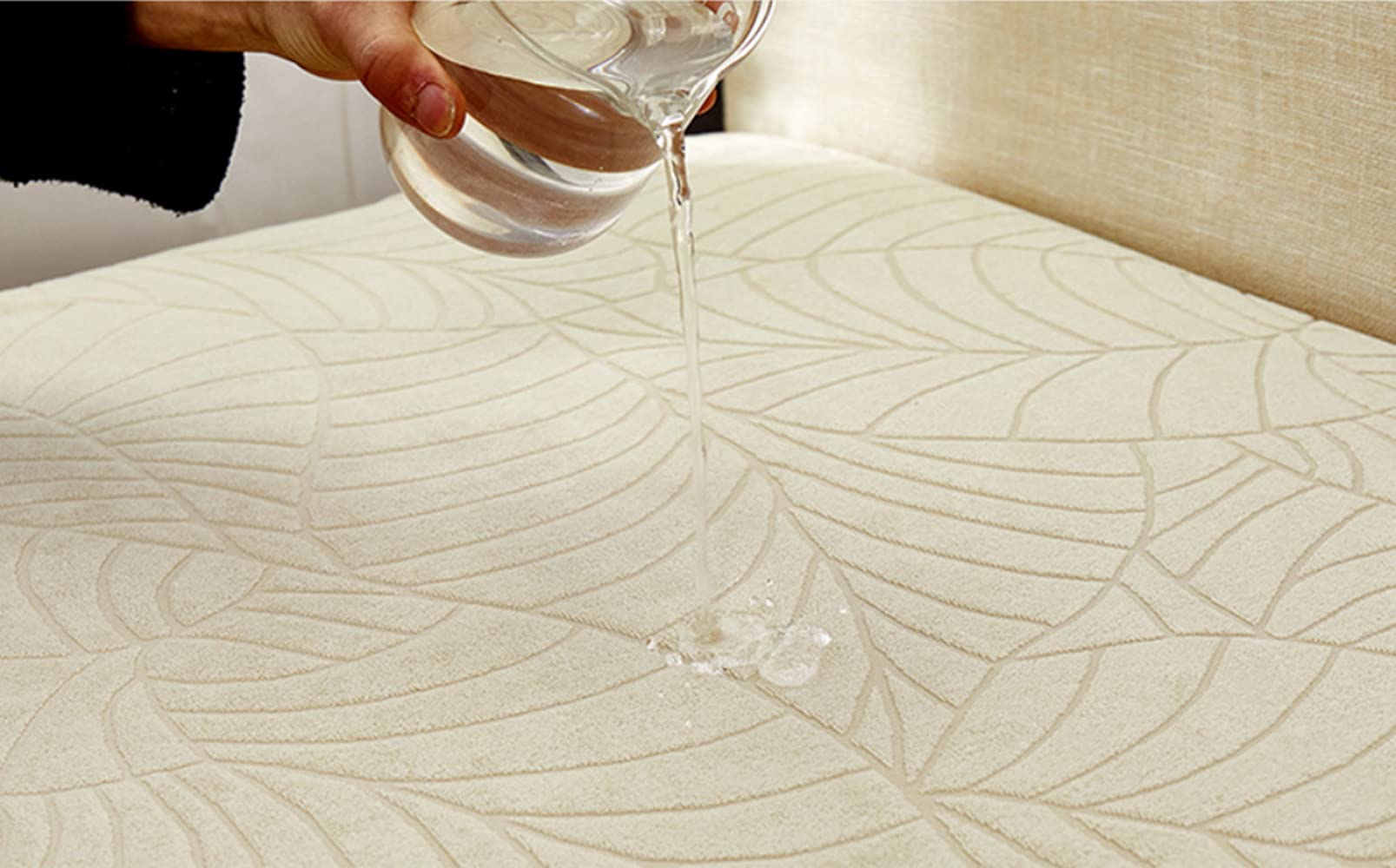 Wasserdichter dreidimensionaler Jacquard elastischer Sofabezug mit Prägung, Staubdichter Sofa überzug atmungsaktiv und bequem zu Hause (Light Grey,B-B 1-Seater 90-140cm)