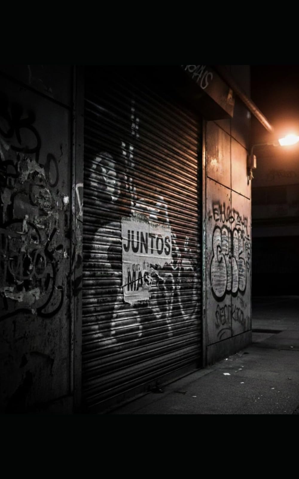 El hombre Complejo: Crónicas de barrio