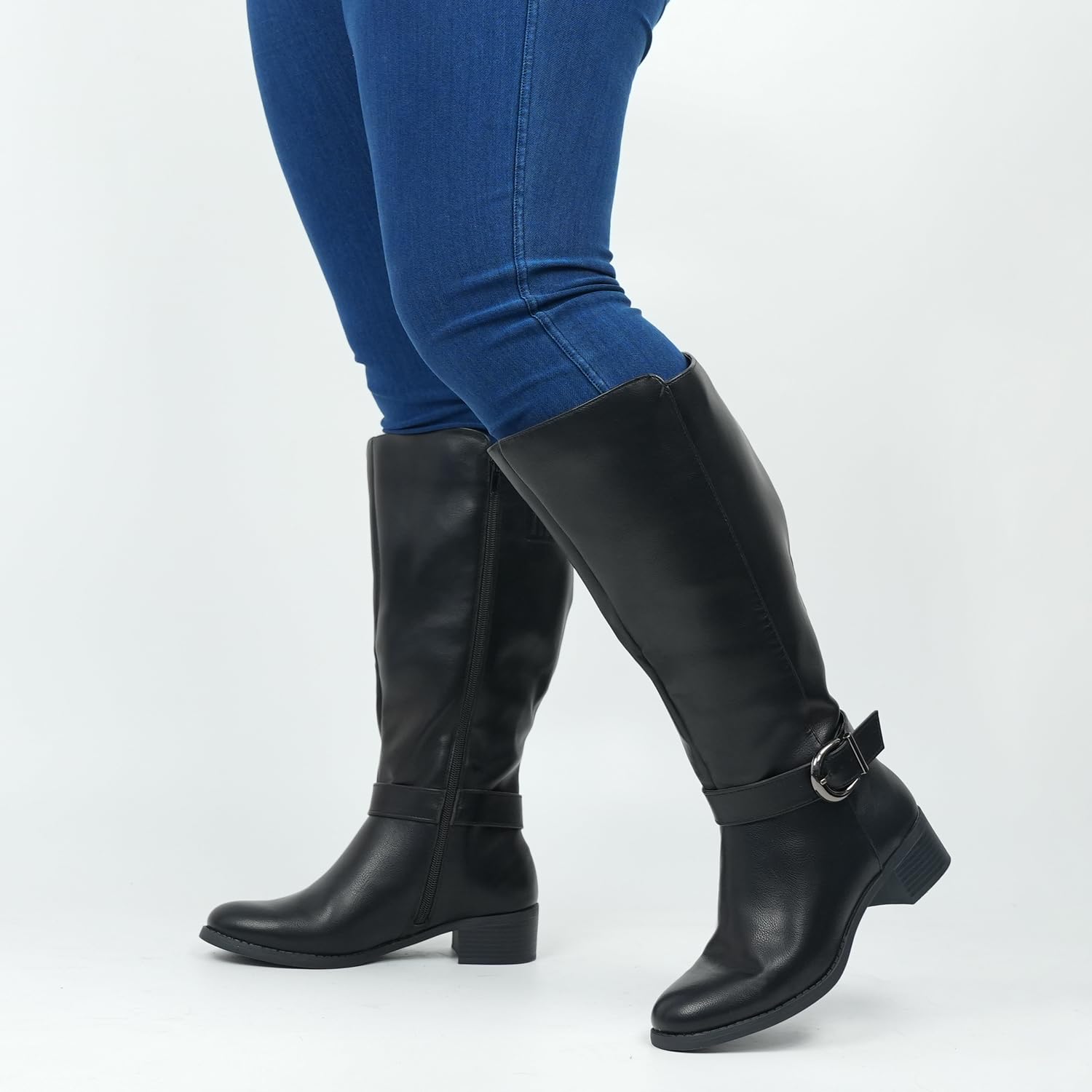 Hawkwell Kniehohe Damen-Stiefel mit extra breitem Waden-Ziehverschluss und seitlichem Reißverschluss