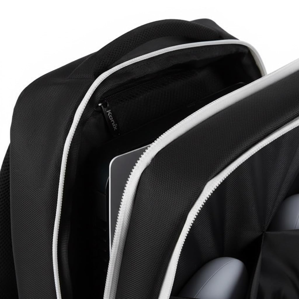 Konix Mythics Titan Mochila para Almacenamiento y Transporte de Consola y Accesorios PS5 - Volumen 16 l - 30 x 10 x 47 cm - Negro y Blanco