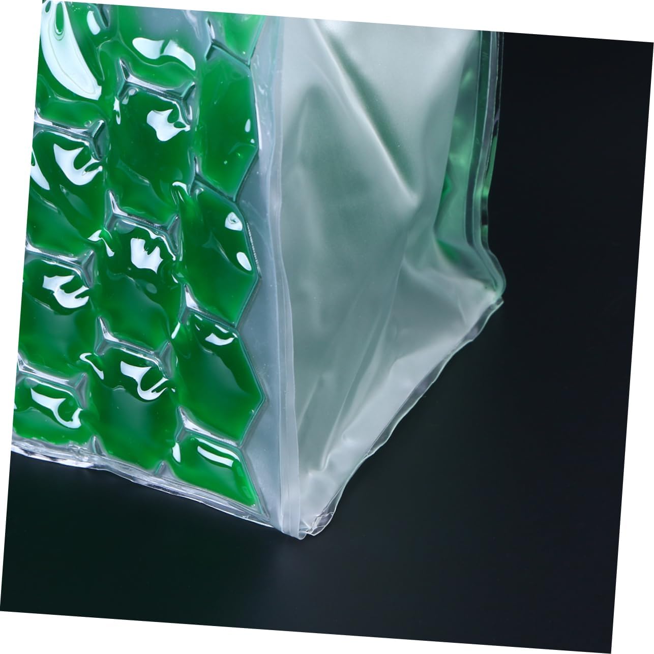 COLLBATH 2-Pack PVC Wine Bottle Chill Cooler Ice Bags Chilling Carrier for 750ml Red Wine and Beer Reusable Gel Ice Bags for Parties and Events