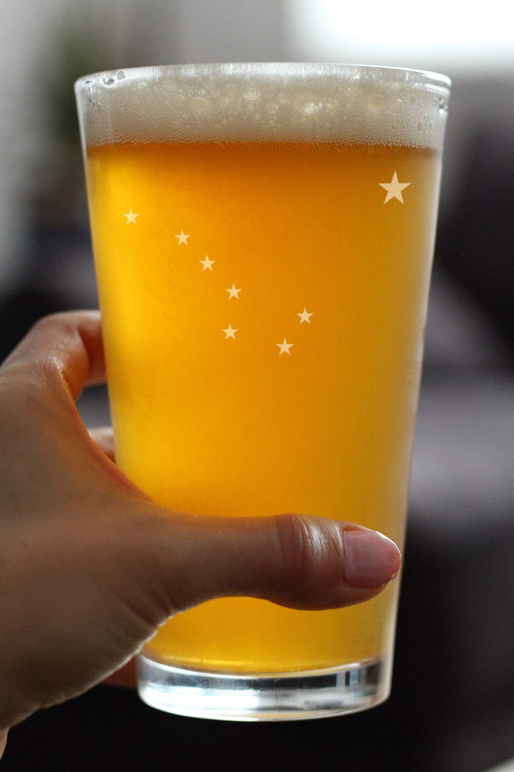 Amazon.com: Bevvee Alaska Flag Pint Glass for Beer - State Themed Drinking  Decor and Gifts for Alaskan Women & Men - 16 Oz Glasses : Home & Kitchen