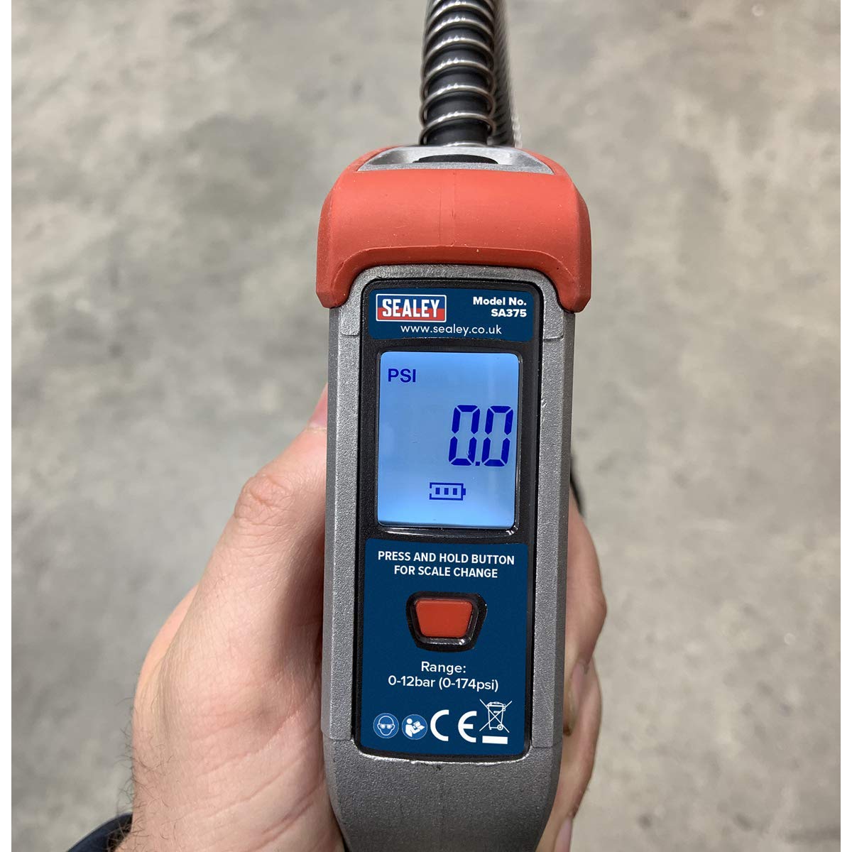 Sealey SA375 Digitaler Reifenfüller mit 2,7 m Schlauch und Clip-On Anschluss