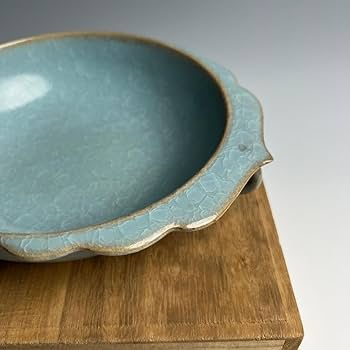 官窯 青磁月白釉板沿単耳洗 紫青 箱付 中国美術 中国古玩 Amazon.co.jp: 官窯 青磁月白釉板沿単耳洗 紫青 箱付 中国美術 中国