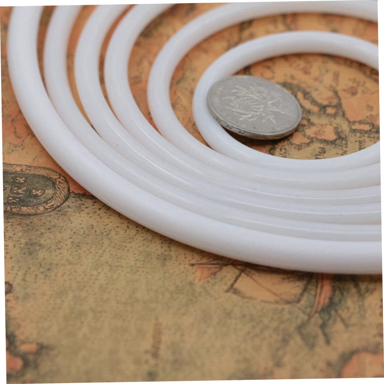 VINTORKY Plastic Dreamcatcher Ring 12pcs Round Circle Macrame DIY Material White Dreamcatcher Excellent for Mandala Wall Hanging