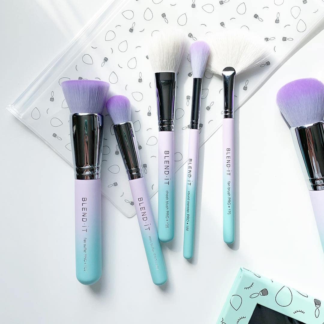 BLEND IT - Pędzel do makijażu I Cheek Blush PRO 135 pędzel do różu I mieszanka syntetycznych włosów i koziego włosia I drewniany uchwyt I mosiężna nasadka I trwały I Violet Sunset