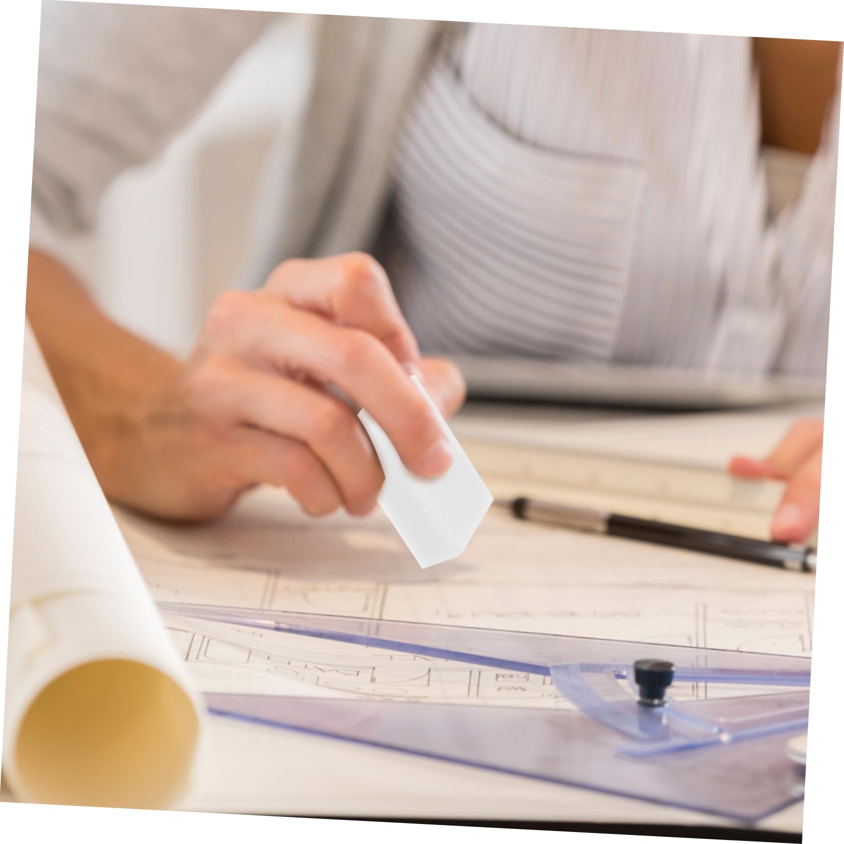 DOITOOL Professional Sketching Eraser Set 30 Pcs Pencil Erasers Soft Texture No Damage to Artwork