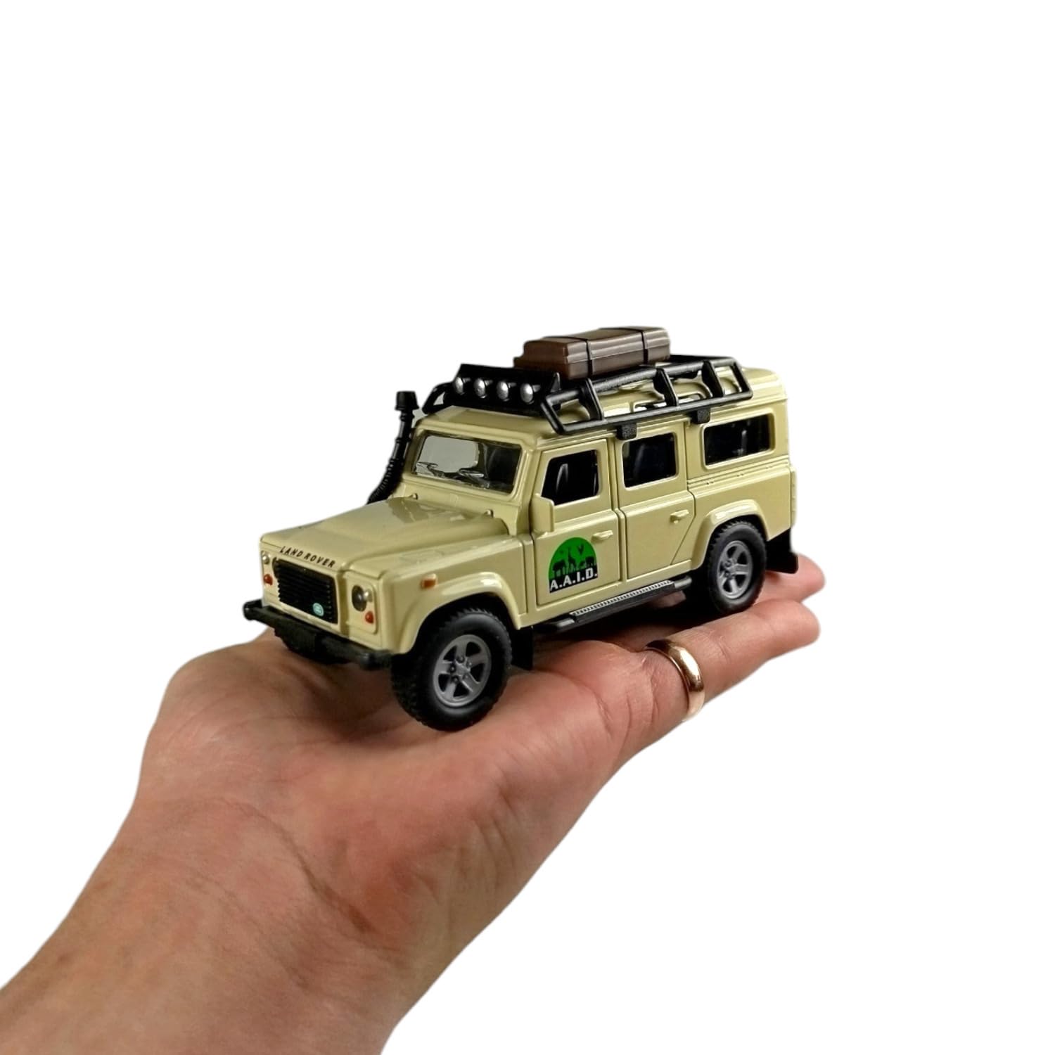 Amazon.com: Kids Globe Van Manen Traffic Die Cast 'Landrover