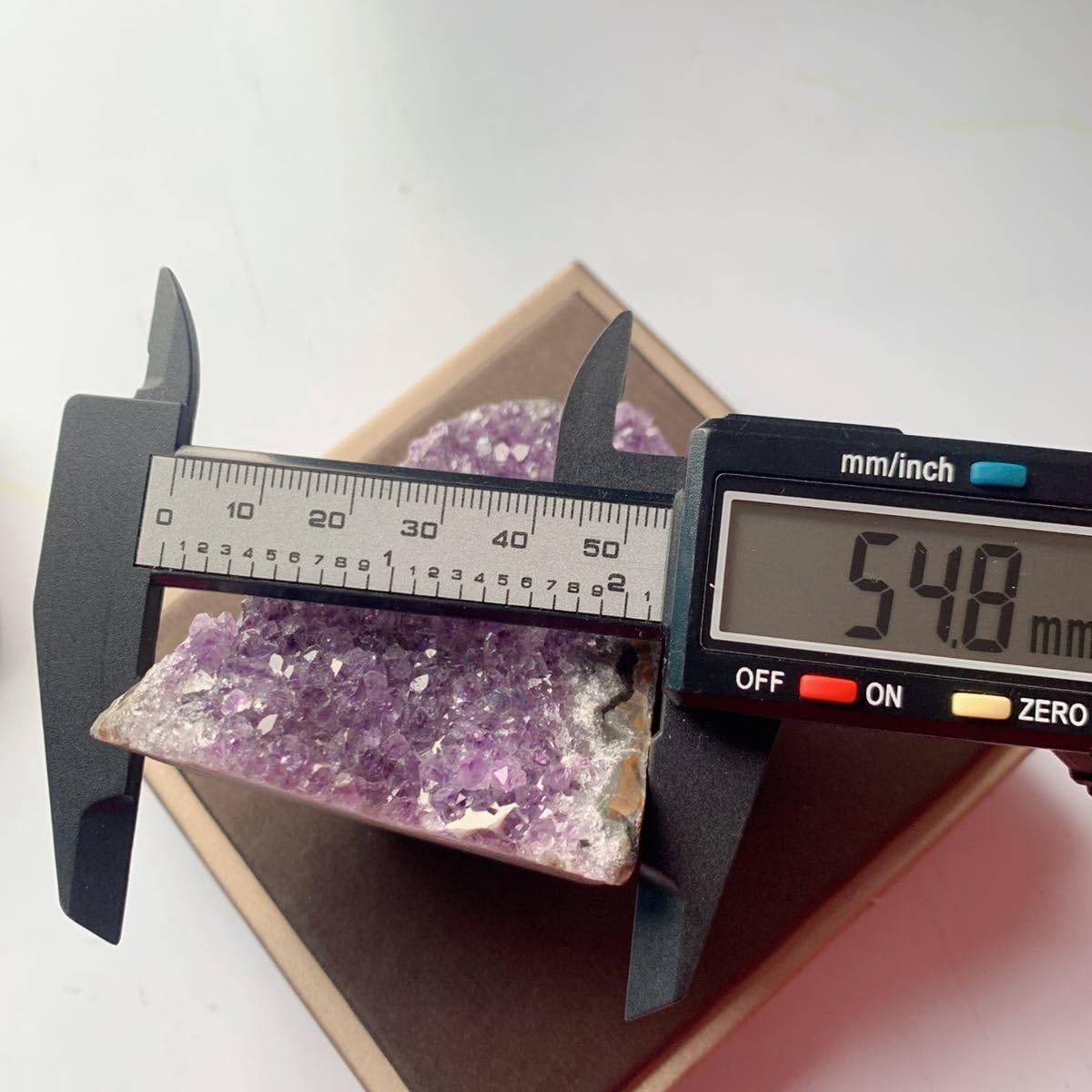 Amazon.co.jp: ウルグアイ産紫水晶水晶原石パワーストーンアメジスト