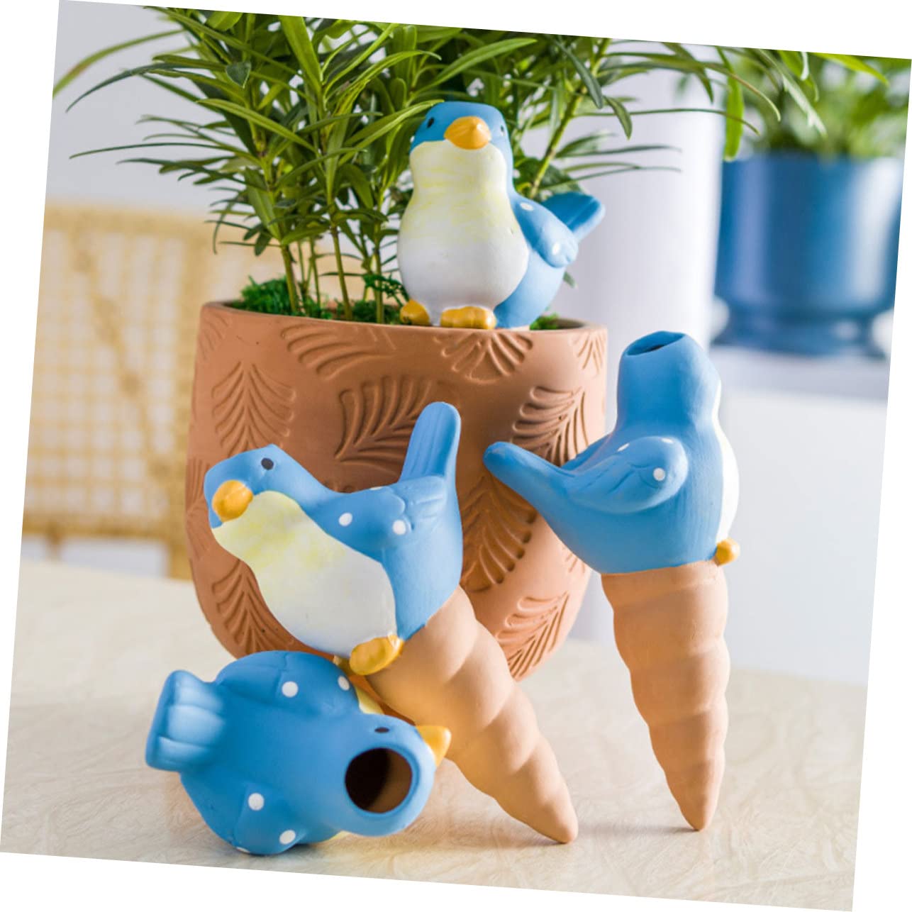 Irrigatori Automatici per Piante 4 Pezzi in Ceramica Controllo del Volume d'Acqua, Design Automatico per Giardino e Patio