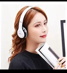 P47 Fone de Ouvido Sem Fio, Headphone Bluetooth, Preto e Branco, para Música, Videochamadas e Jogos, com Controles de Reprodução.Descubra o Conforto, a Praticidade e a Liberdade do Fone de Ouvido