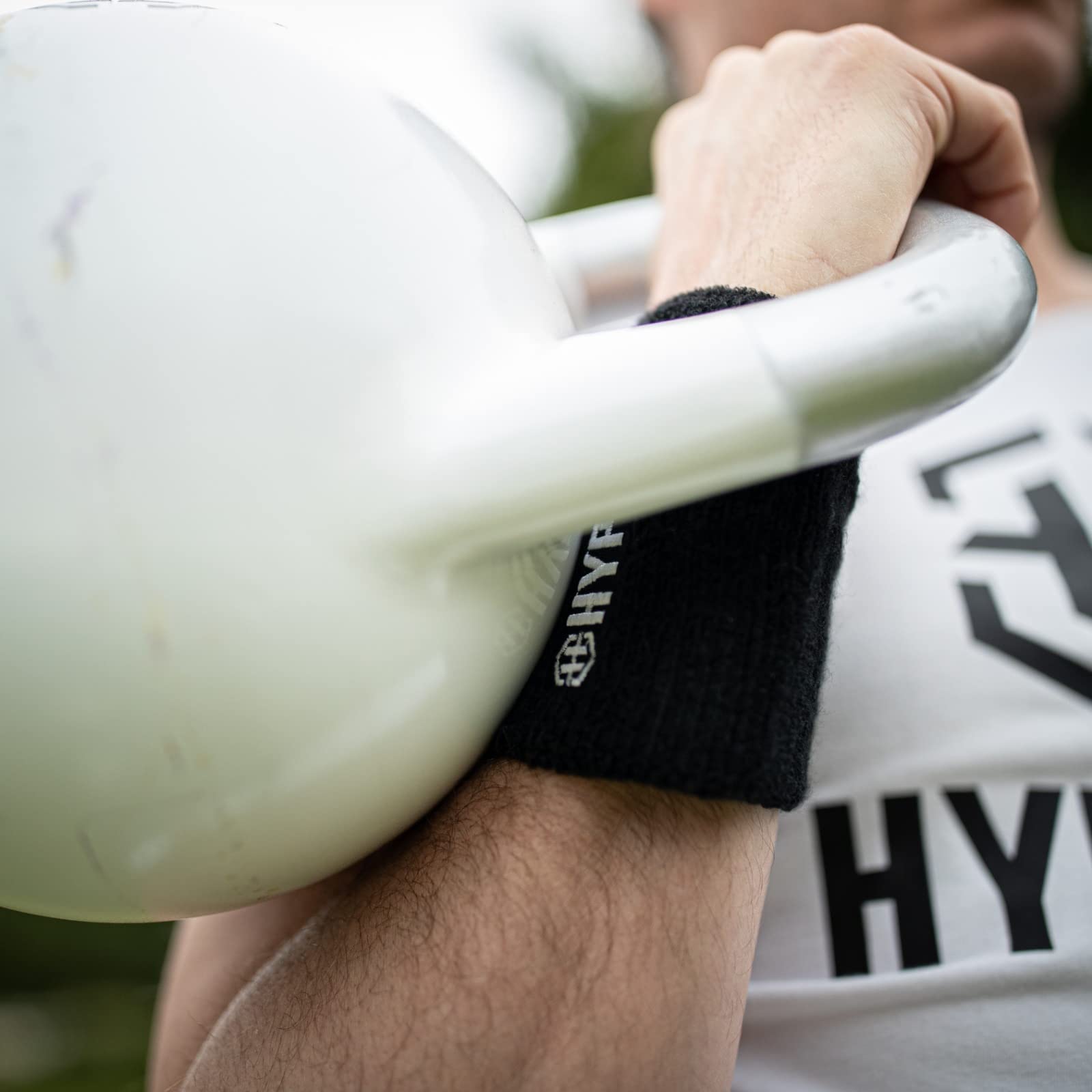 HYPEFIT Polsini di protezione per allenamento con Kettlebell - Kettlebell - Kettlebell - Peso Russo. Ideale per proteggere il polso e l'avambraccio dagli urti durante l'allenamento grazie alla piastra in plastica ad alta resistenza all'interno.