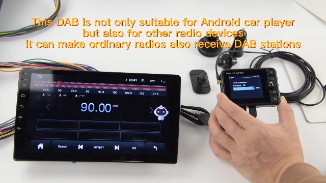 Adaptateur DAB+ Portable Hikity Pour Voiture - Écran 2,4" - Bluetooth Mains Libres - Transmission FM