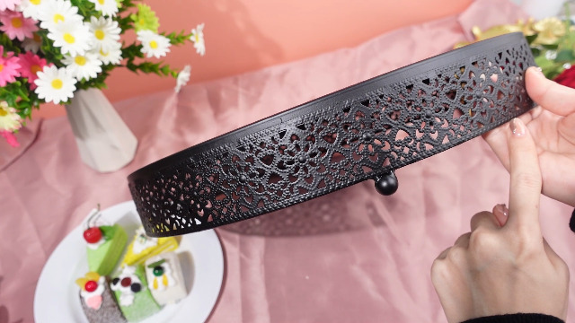 Cake Stand 16 Inch Matte Black Round Metal Cupcake Dessert Stand Wedding Cake Stand Cake Display Holder Cookies Fruit Serving Tray for Table Valentine Day Wedding Birthday Anniversary Party