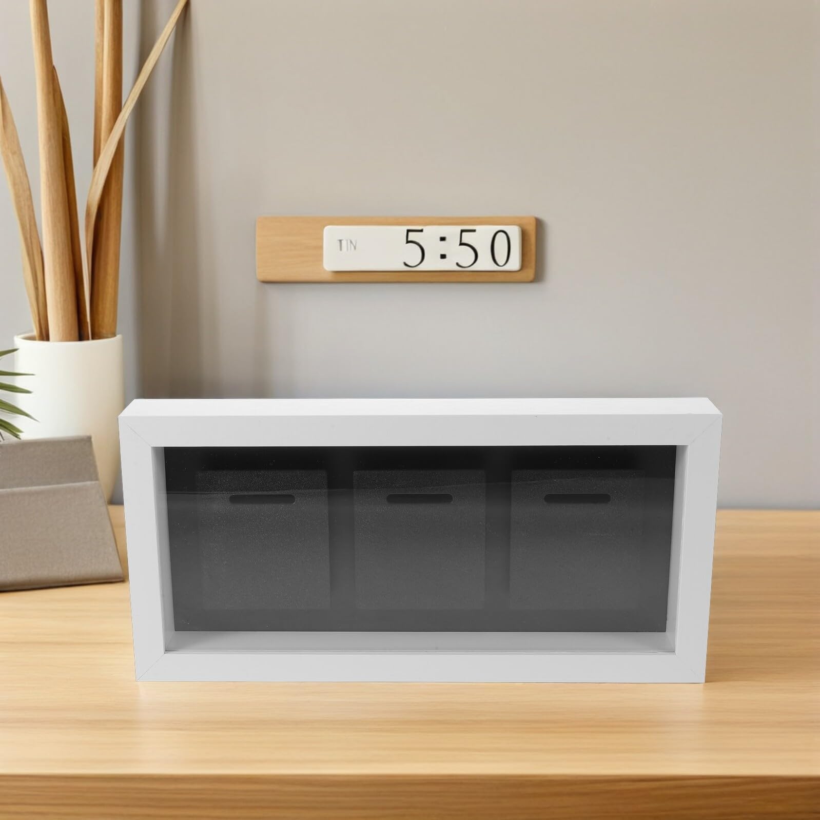 SHINEOFI Soporte de Madera Maciza para Exhibir Medallas de Maratón, Vitrina en Color Claro para 3 Medallas Deportivas, Marco Expositor para Pared o Sobremesa, Adecuado para Hogar y Oficina
