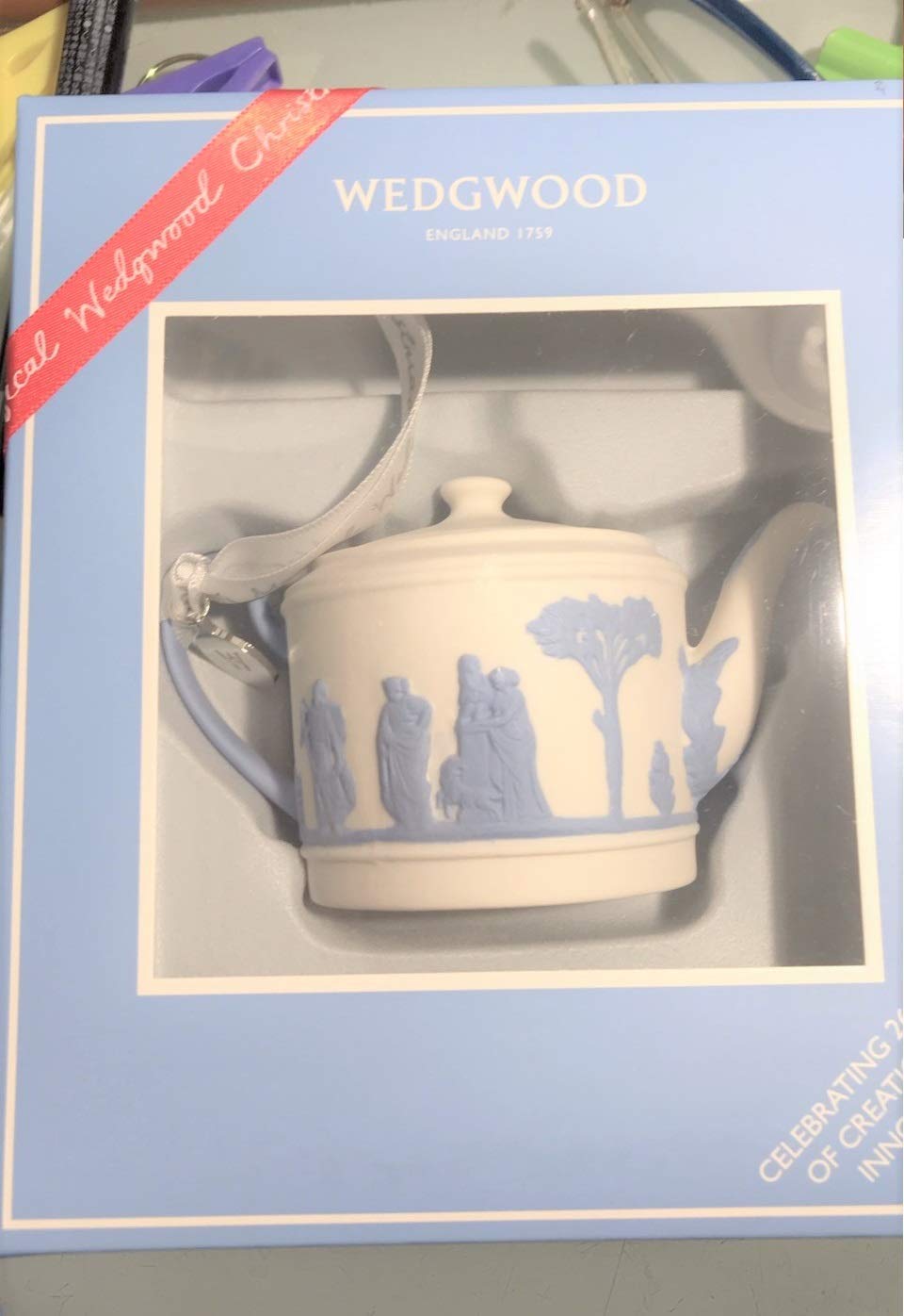 Amazon.co.jp: Wedgwood 260周年記念オーナメント ティーポット : おもちゃ