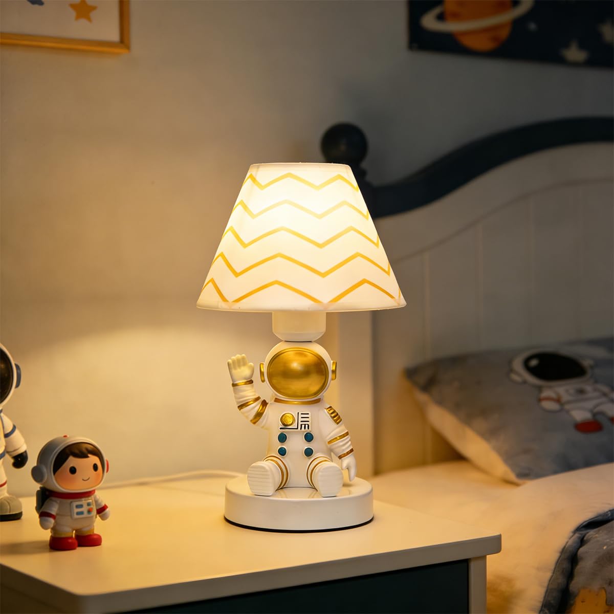 Ecliptix Lámpara de mesa para niños, adorable lámpara de escritorio estilo astronauta de 14 pulgadas, lámpara de mesa para niños, lámpara de noche de astronauta, ideal para decoración de dormitorio de