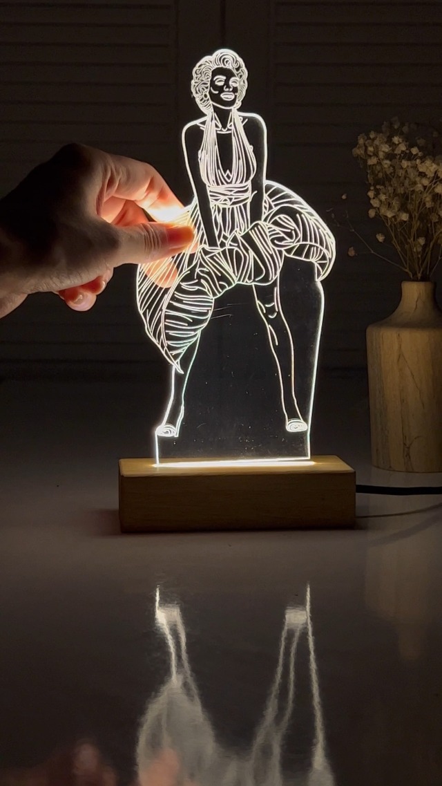 udelf 3D Illusion Lamp, Marilyn Monroe! Night Light, 3D Led Lamp