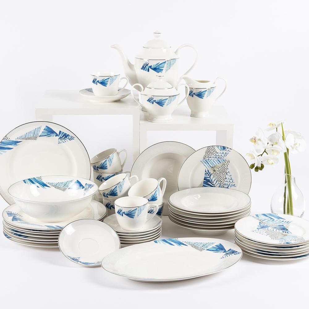 homes r us هومز أر أس Blue 47-Piece Dinne Set, White & Blue