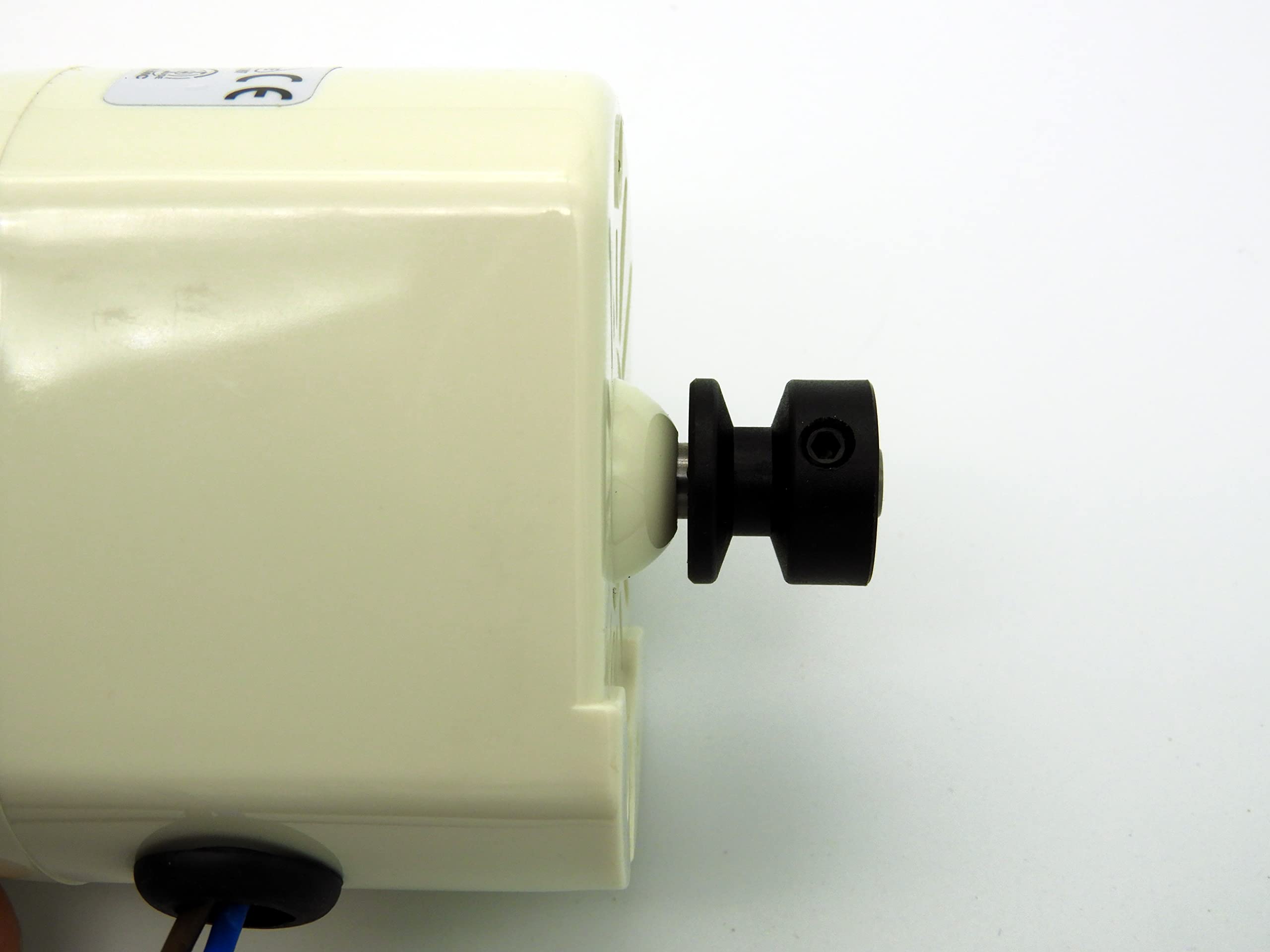 Motore, motorino per Macchina da Cucire completo di puleggia liscia conica | 90W 6000 Giri | Necchi, Seiko, Singer | Singer Catania