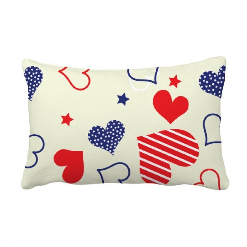 Coussin américain rouge et bleu en forme de cœur pour décorer votre canapé de salon