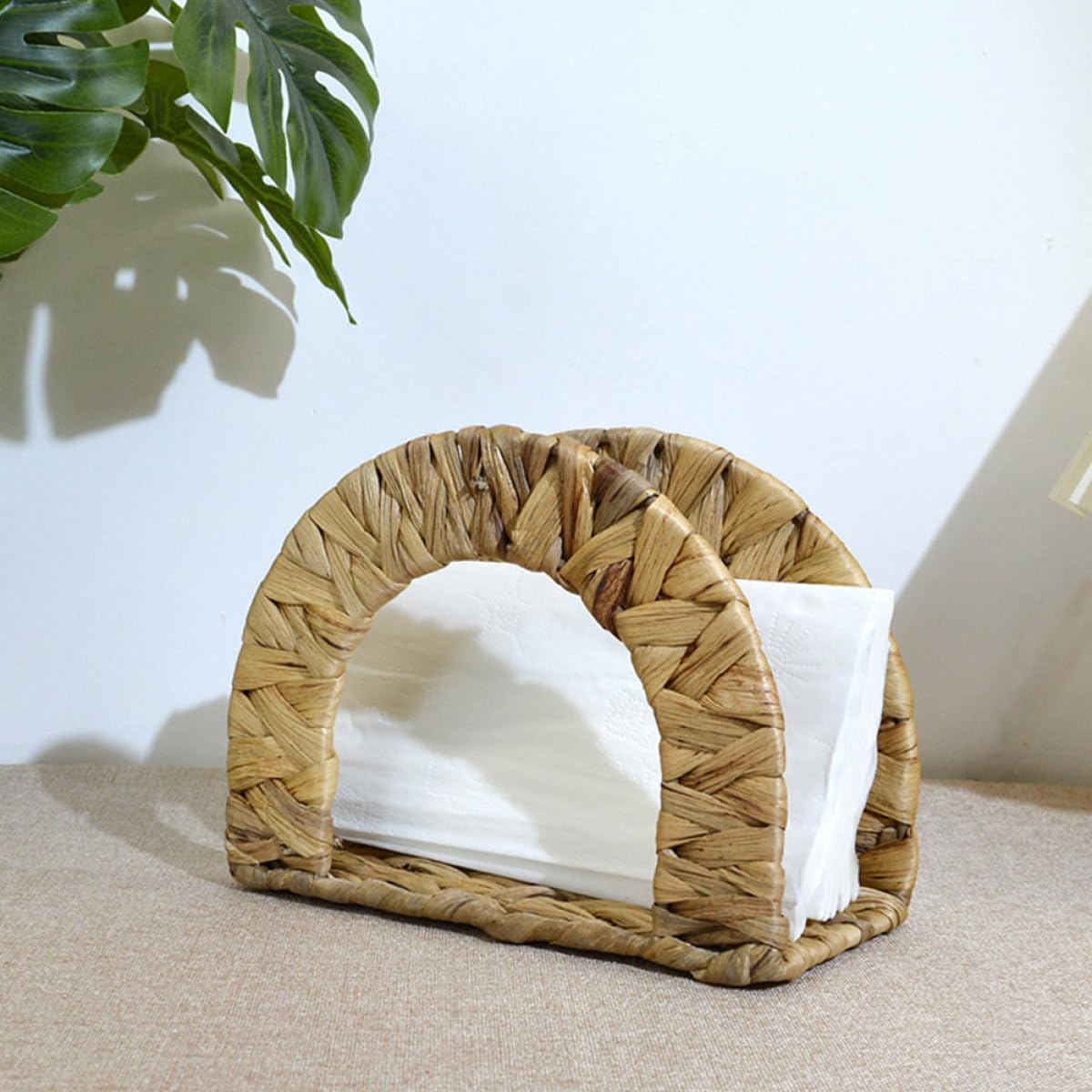 SUPVOX Servilletero Tejido de Junco Acuático Artesanal, Soporte Independiente para Servilletas de Mesa, Organizador Decorativo para Cocina y Comedor, Estable y Funcional para Restaurante