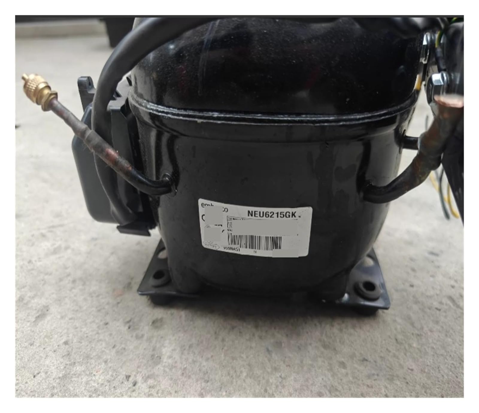 Isiryk One Color Refrigerator Compressor Neu6215gk Original