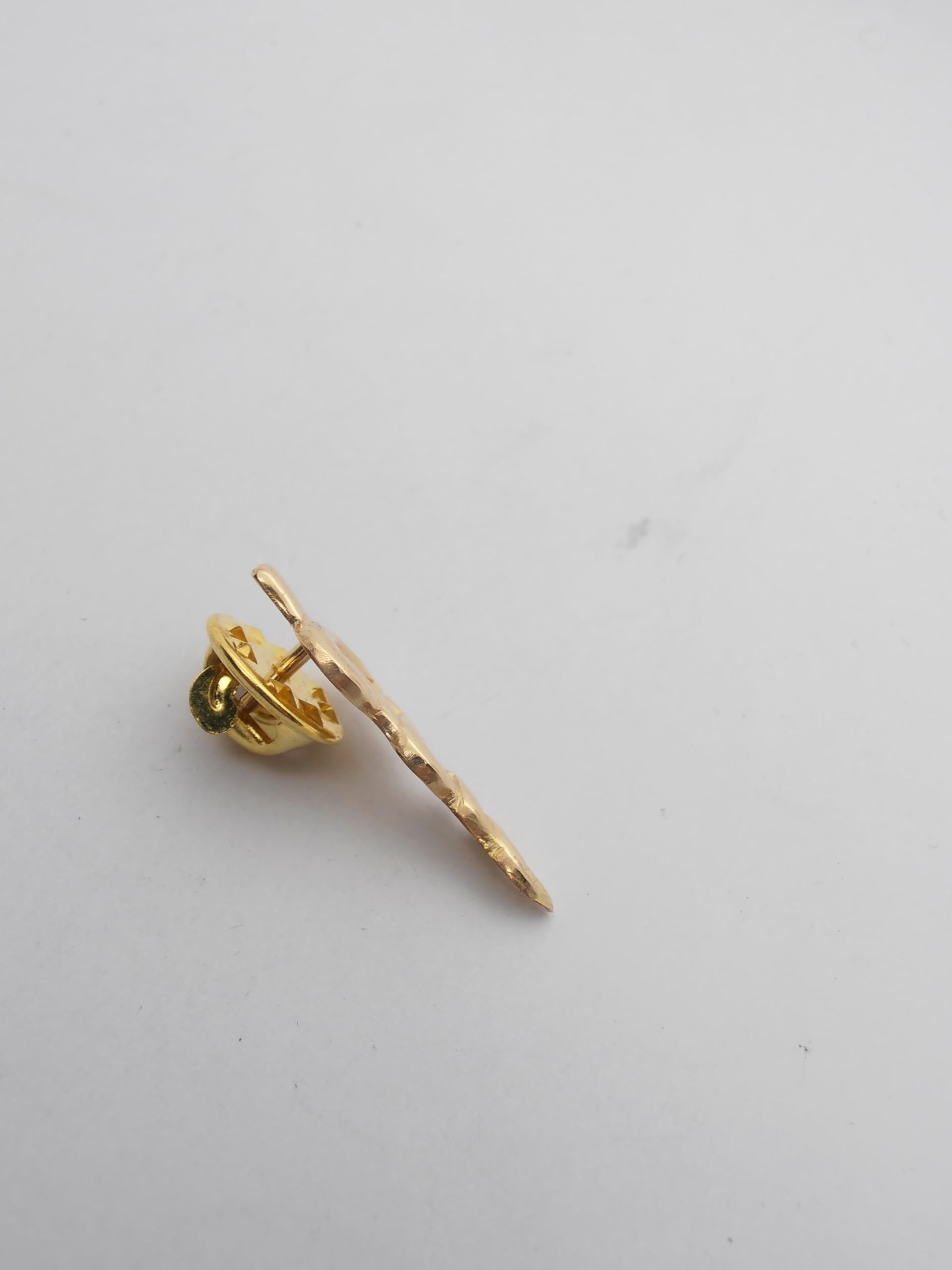 Bastone di Esculapio : Spilla da giacca in Oro Giallo 18 Kt (750 millesimi) - Asclepio - Medici - Medicina - Dottoressa - Dottori - Dottore - Simbolo