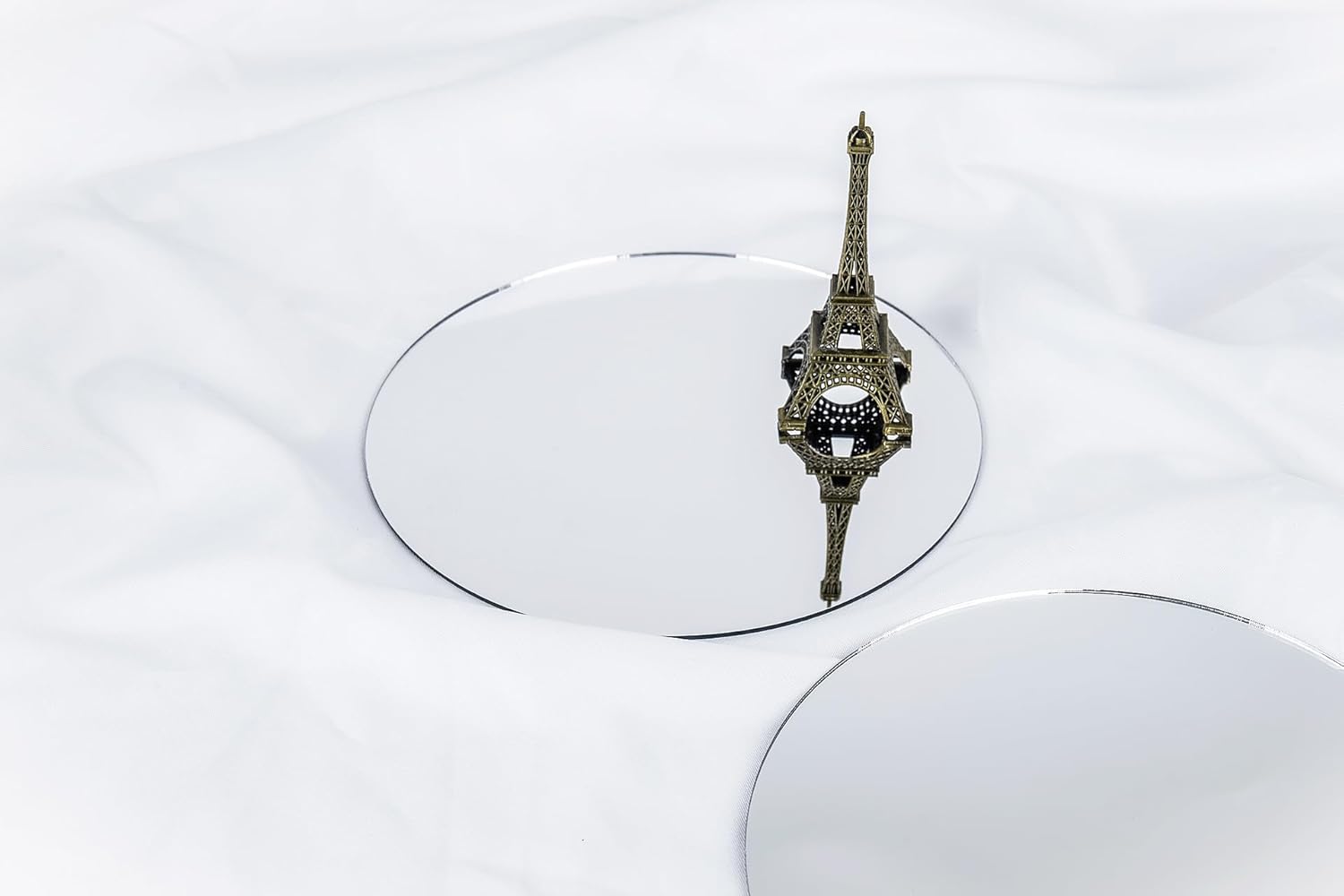 12 Pcs Acrylic Round Mirrors for Tables Centerpieces, 12 Inch Circle Mirrors Candle Plates for Wall Wedding Table Centerpieces Round Mirror Tray for Baby Shower Partys Christmas (Sliver, 12")