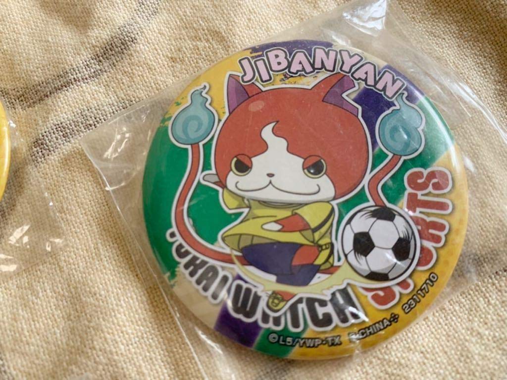 ジバニャン  缶バッチ Amazon.co.jp: 妖怪ウォッチ スポーツ缶バッジ5個セット 野球