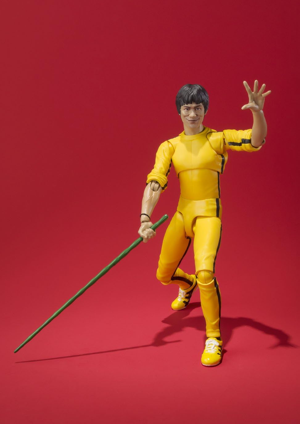 Bandai Tamashii Nations S.H. Figuarts Bruce Lee (Yellow Track Suit) Action Figure, Yellow
