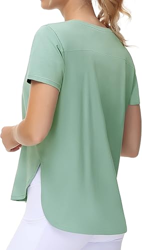 Miniatura 3 de THE GYM PEOPLE Camisetas de entrenamiento para mujer, ajuste holgado, manga corta, de algodón, para correr, con dobladillo dividido