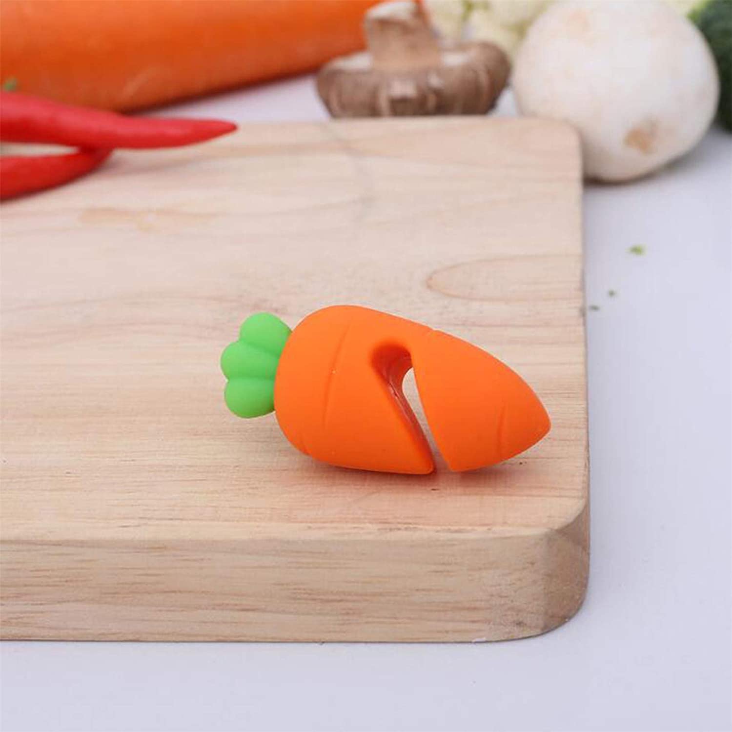 Lid Lifters Silicone Cute Carrot Shaped Overflow Pot Lid Holder Heat Small Stand for Home Kitchen Simple and Sophisticated Design