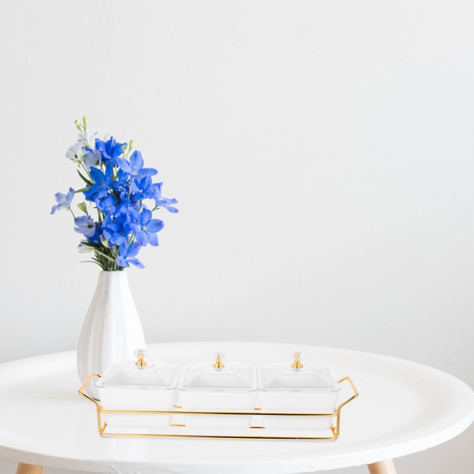 GLEAVI Geteilter Keramik Snackteller mit Deckel 3 fächer Design Glatte Oberfläche Weißer Minimalistischer Stil für Haushalt und Partys