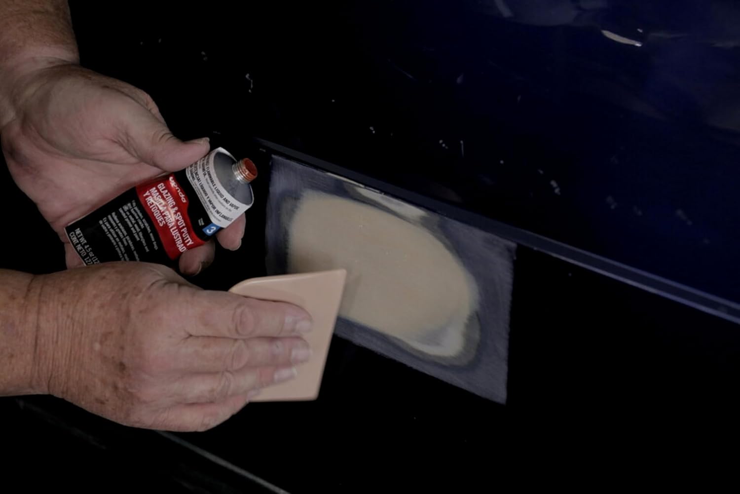 Bondo 651 Glazing & Spot Putty Tube – 1 lb (16 oz) Each, 12-Pack – Fast-Drying, Non-Staining Formula for Automotive Surface Repairs