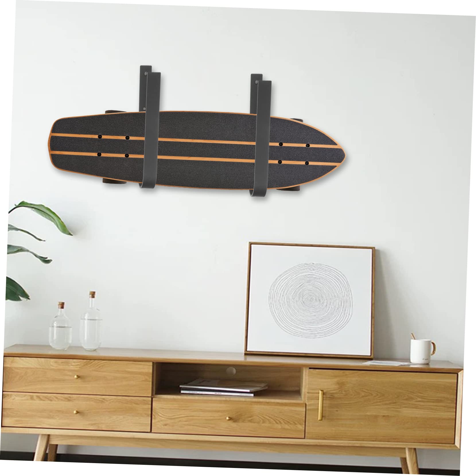Didiseaon Support Mural pour Skis et Skateboard Crochet de Rangement Métallique Protection Rayures et Chocs Design Sobre et Raffiné pour Sports et Collectionneurs