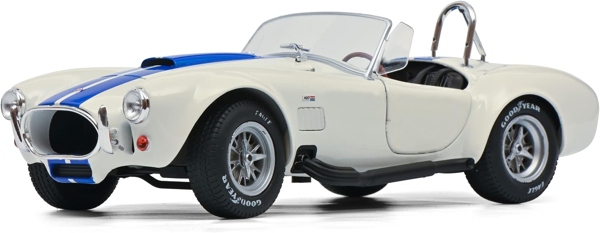 solido 421185670 Ford Shelby Cobra Collectible Miniature Car, White, 1:18 Scale