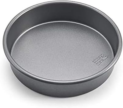 Chicago Metallic 59628 8-Inch Commercial II Non-Stick Round Cake Pan. Make traditional round cakes, layer cakes, or savory dishes like macaroni and cheese, and more,