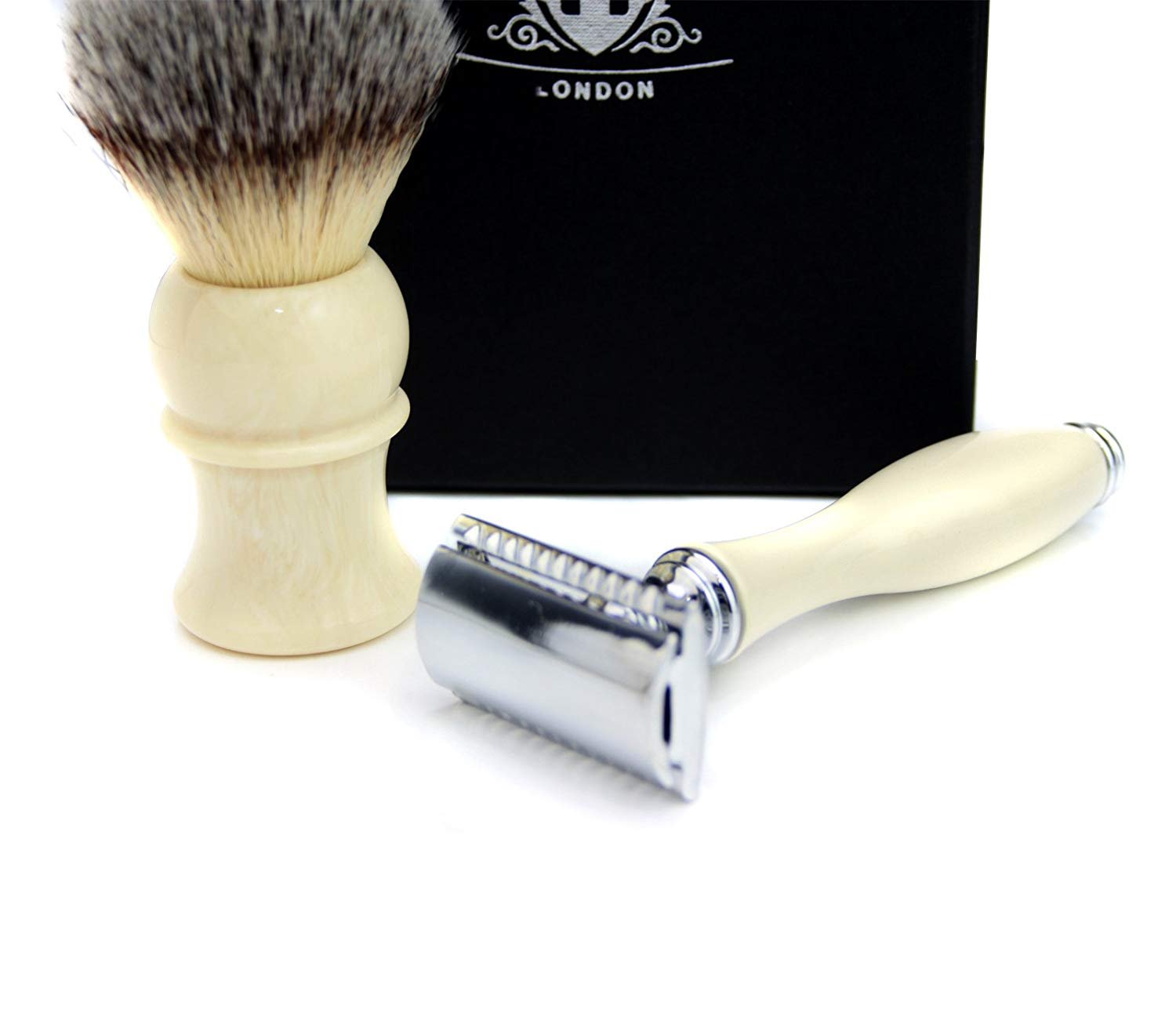 Haryali London, set da barba da uomo con rasoio di sicurezza a doppia lama e pennello da barba sintetico Silvertip - rasatura tradizionale a umido, kit da barba da uomo per uso quotidiano