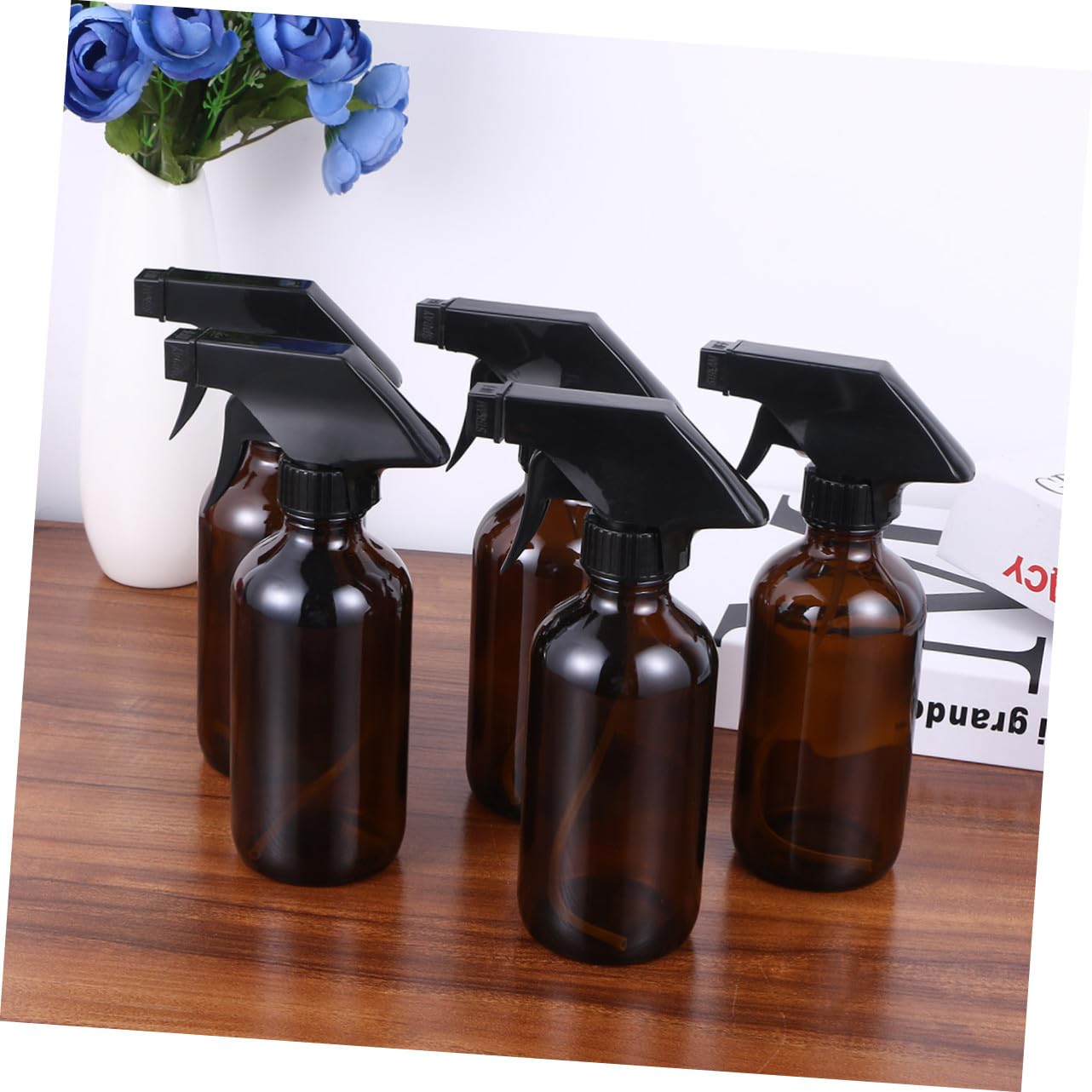 Healvian Braune Sprühflaschen Einfach zu Bedienen 250 Ml aus Glas 4 Stück Nachfüllbare Glasbehälter mit Pp Material für Aromatherapie und Reinigungsmittel