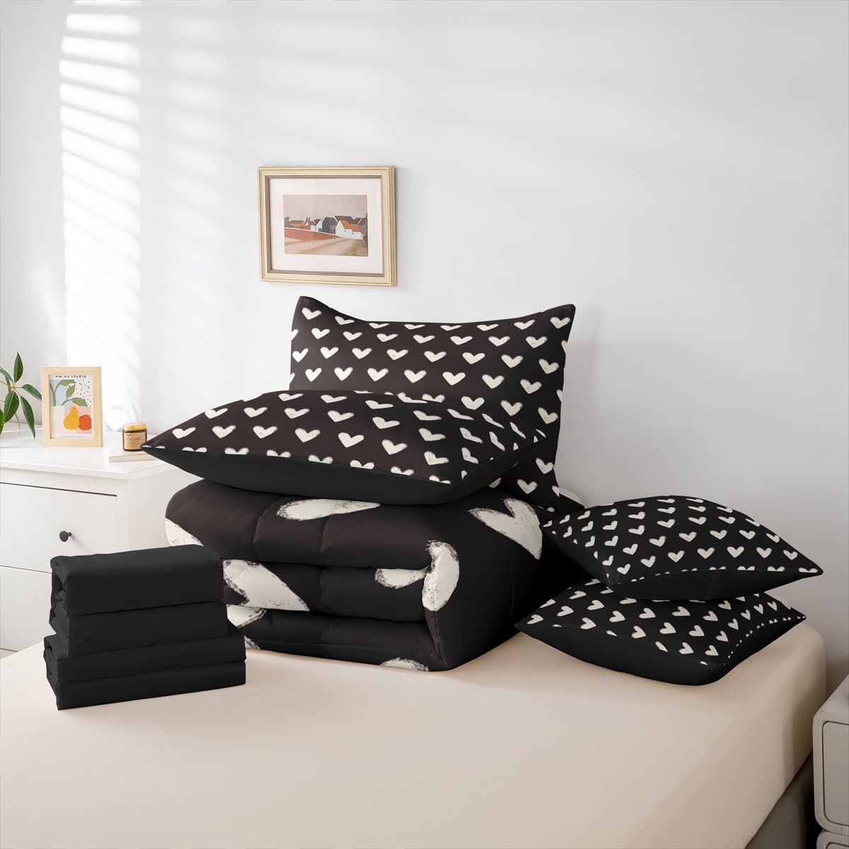Erosebridal Black White 7 Pcs Comforter Set King Bed in a Bag,Cute Heart Pattern Bedding Set for Kids Boys Girls Valentine Day Quilt Cartoon Love Geometric Duvet Insert Love Heart Flat Fitted Sheet