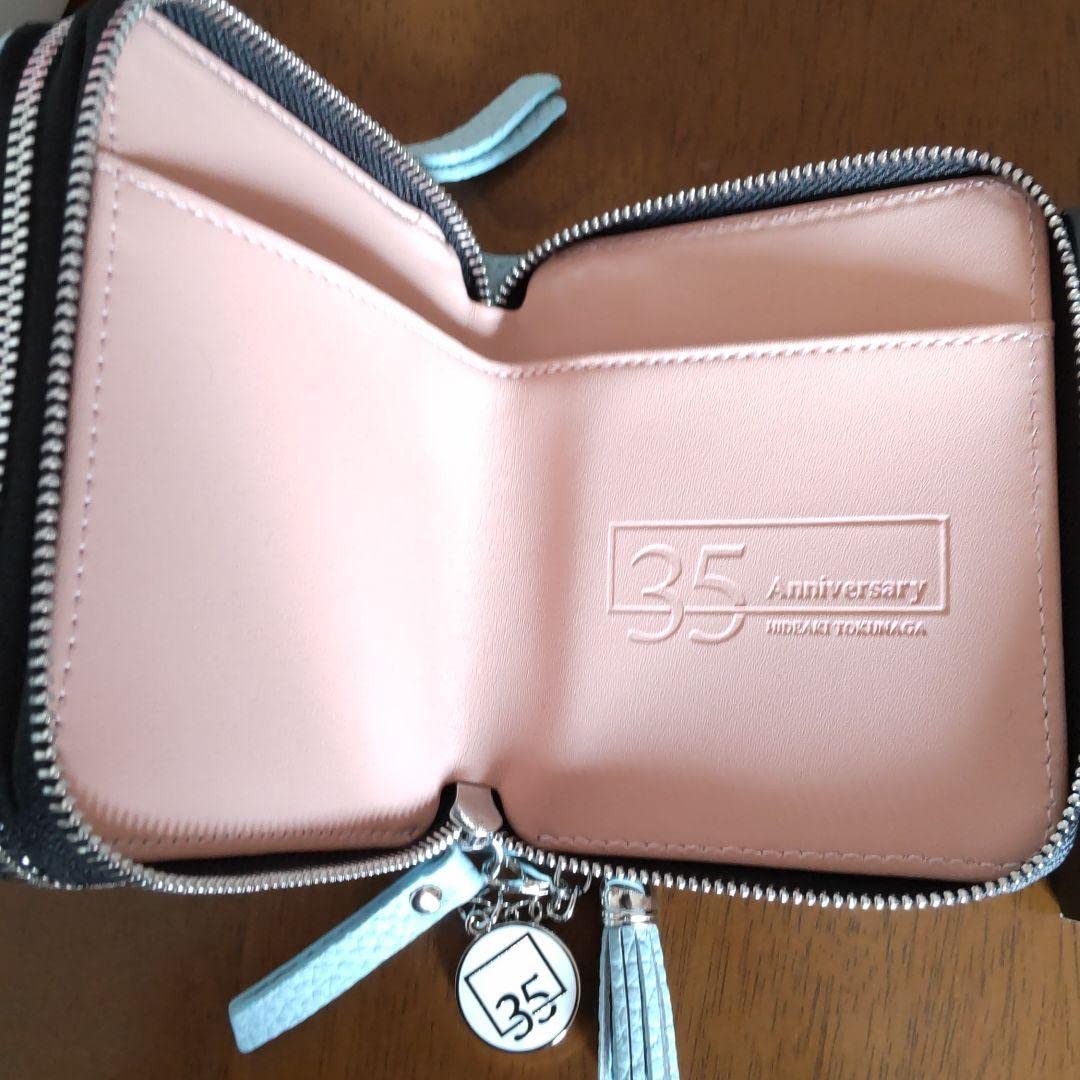 Amazon.co.jp: 徳永英明 グッズ 35周年 記念 牛革 財布 ブルー : おもちゃ