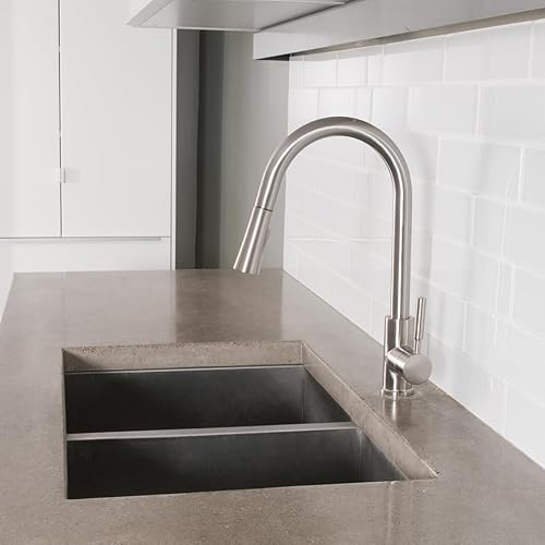 Miniatura 3 de Tienda Basics Grifo rociador desplegable de cocina moderno de un solo mango, níquel satinado