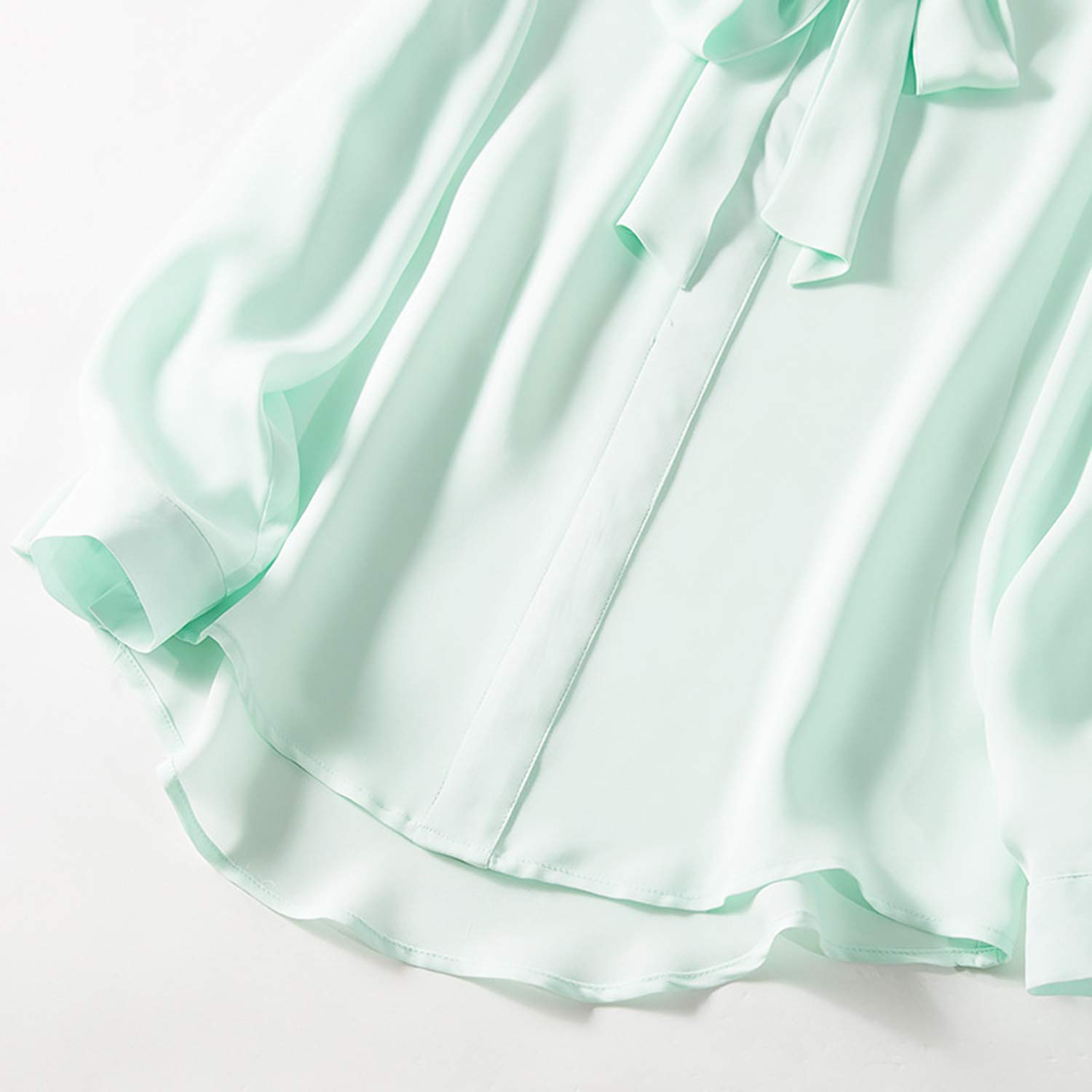 Camicia di Seta Verde Chiaro, Delicato Papillon da Donna con Top A Maniche Lunghe, Blusa Casual