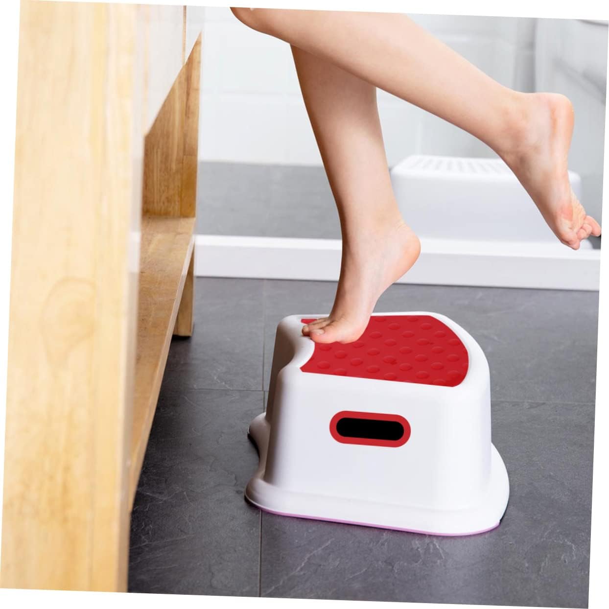 Cabilock Multifunctional Plastic Stool Small Stool for Boys and Girls Portable Footstool Lightweight Boys and Girls Step for