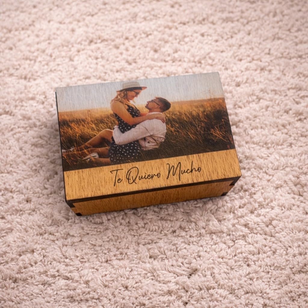 Caja de Fotos Desplegable de Madera con 6 Fotos Personalizadas - Regalo Original para Parejas, Hombres o Mujeres