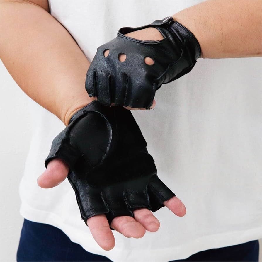 本革　レザードライビンググローブ Saks Fifth Avenue Mサイズ 本革 レザードライビンググローブ Saks Fifth Avenue Mサイズ 本