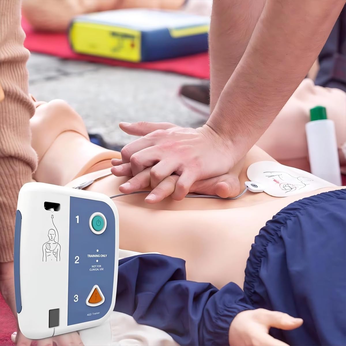 AED Trainer XFT-120C+ Kit di addestramento di primo soccorso macchina educativa CPR defibrillatore dispositivo di pronto soccorso unità comandi vocali Inglese Francese Spagnolo Tedesco Olandese Danese